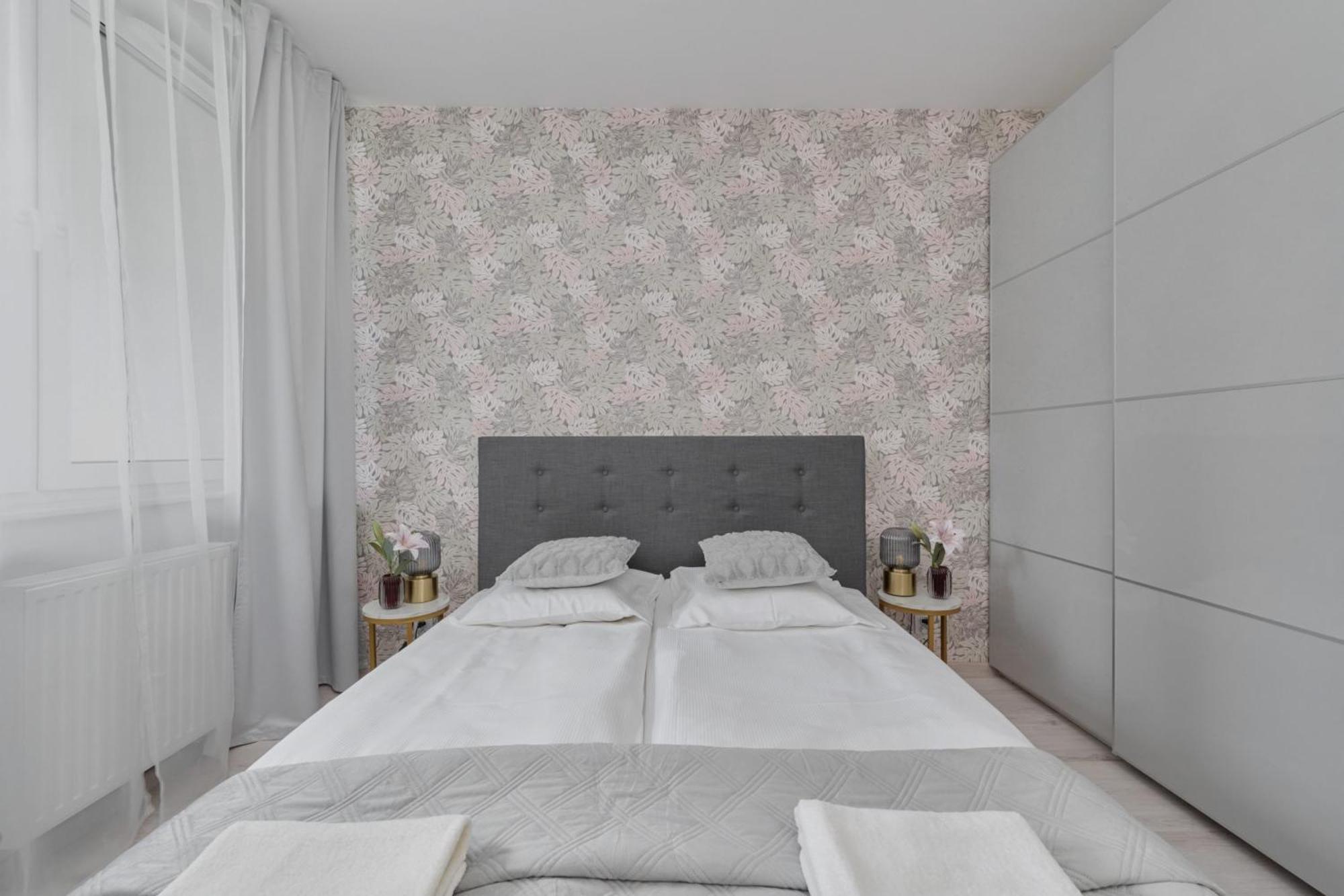 Luxurious Apartments With Balcony & Parking Gwiazdzista Wroclaw By Noclegi Renters Breslávia Exterior foto